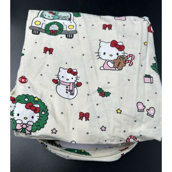 Pottery Barn Teen Hello Kitty Christmas Flannel 2 Piece Pajama Set Size Large - Picture 4 of 5
